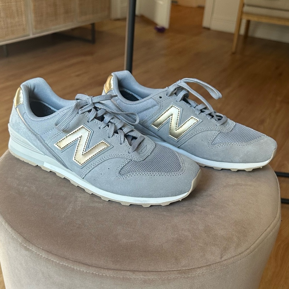 New Balance 996 Sneakers - Worn Once